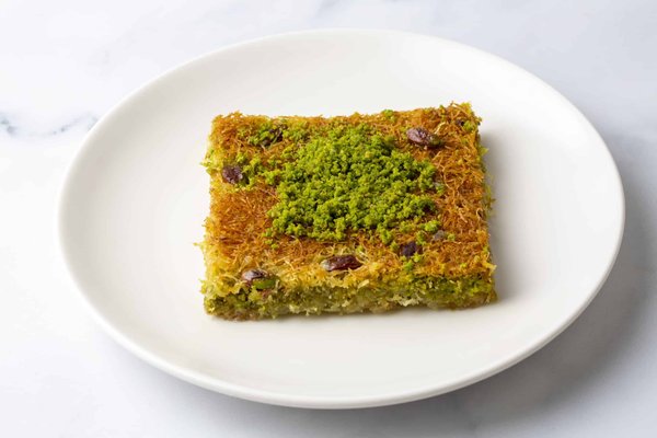 Come fare una pasticciata di manzo con vino rosso e spezie?